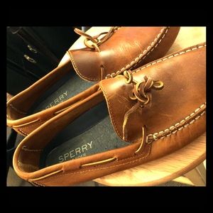 Classy Brown Sperry’s
